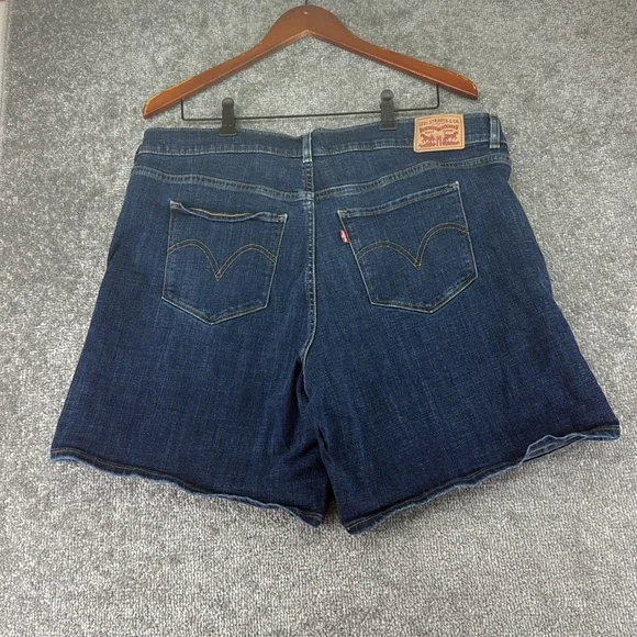 Levis Blue Jean Denim Classic Shorts Womens Size 33 High Rise - Picture 2 of 8